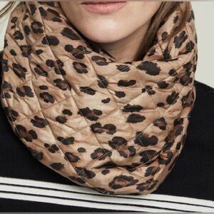 Veronica Beard X Powder Puff Collection